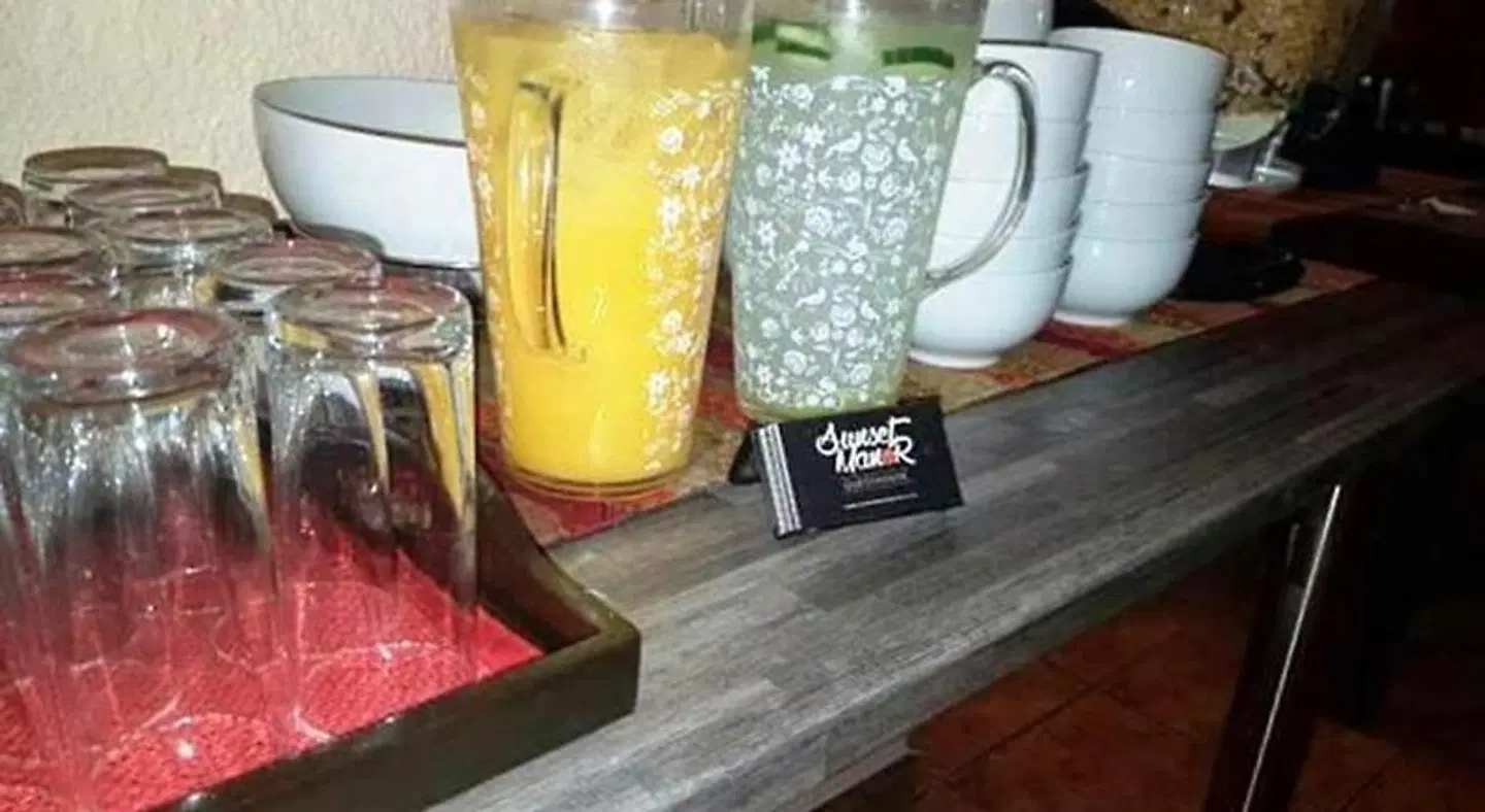 Sunset Manor Guest House HEALTH_BEAUTY