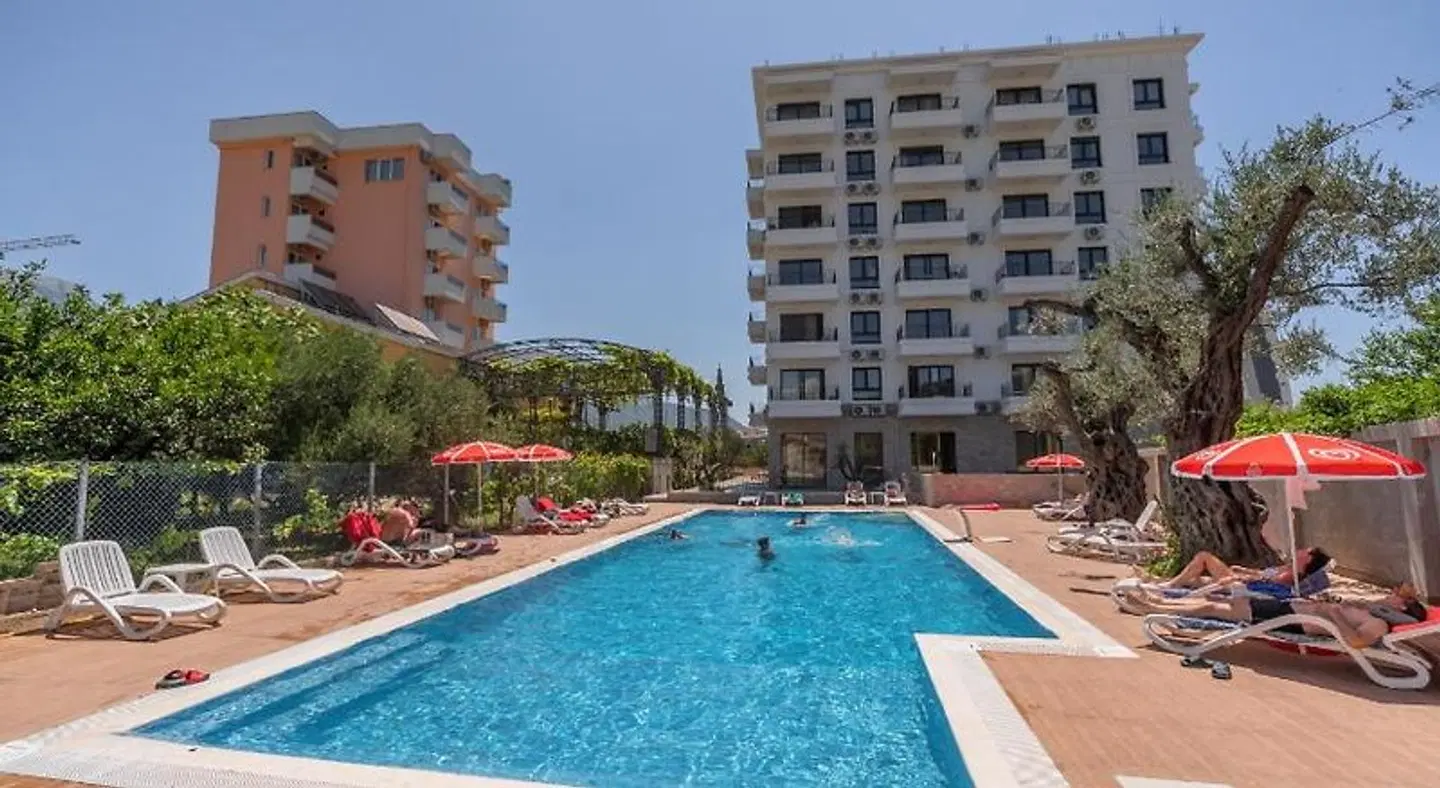 Hotel Pharos OUTDOOR_POOL