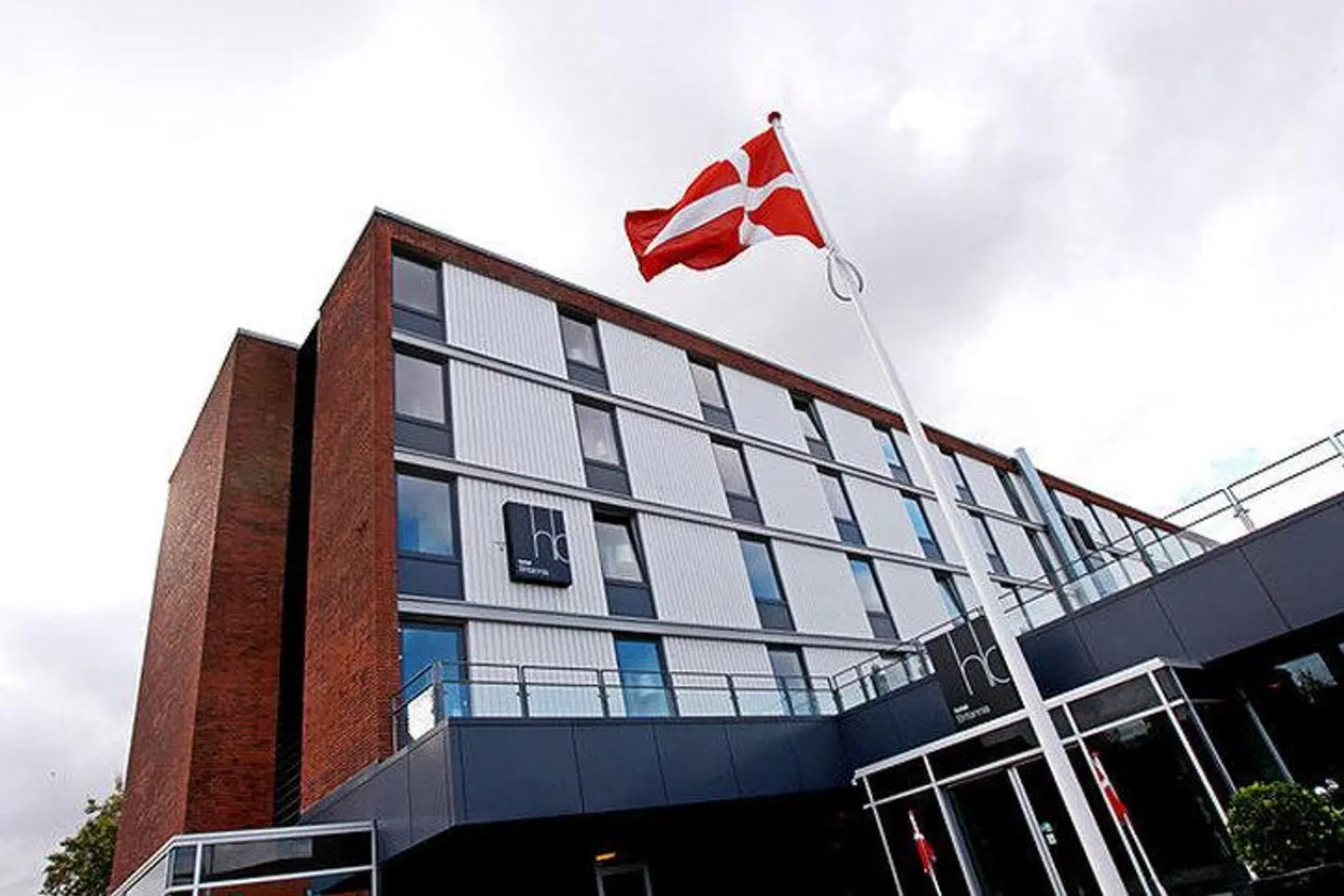 Britannia EXTERIOR