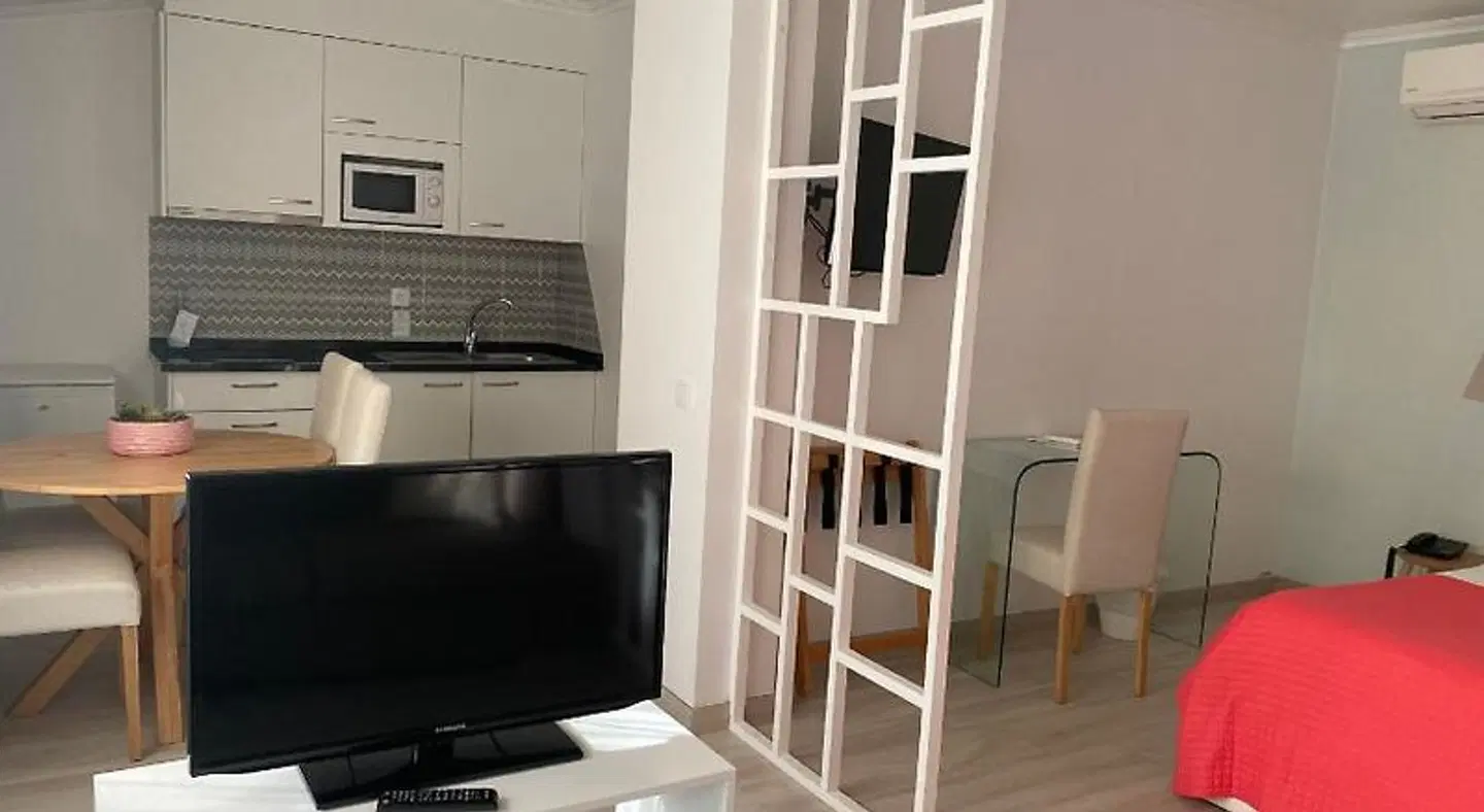 Neptuno ROOM_EXAMPLE