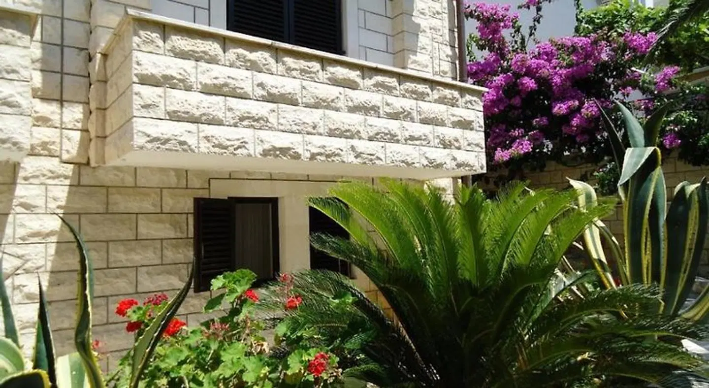 Apartments Villa Mirjana EXTERIOR