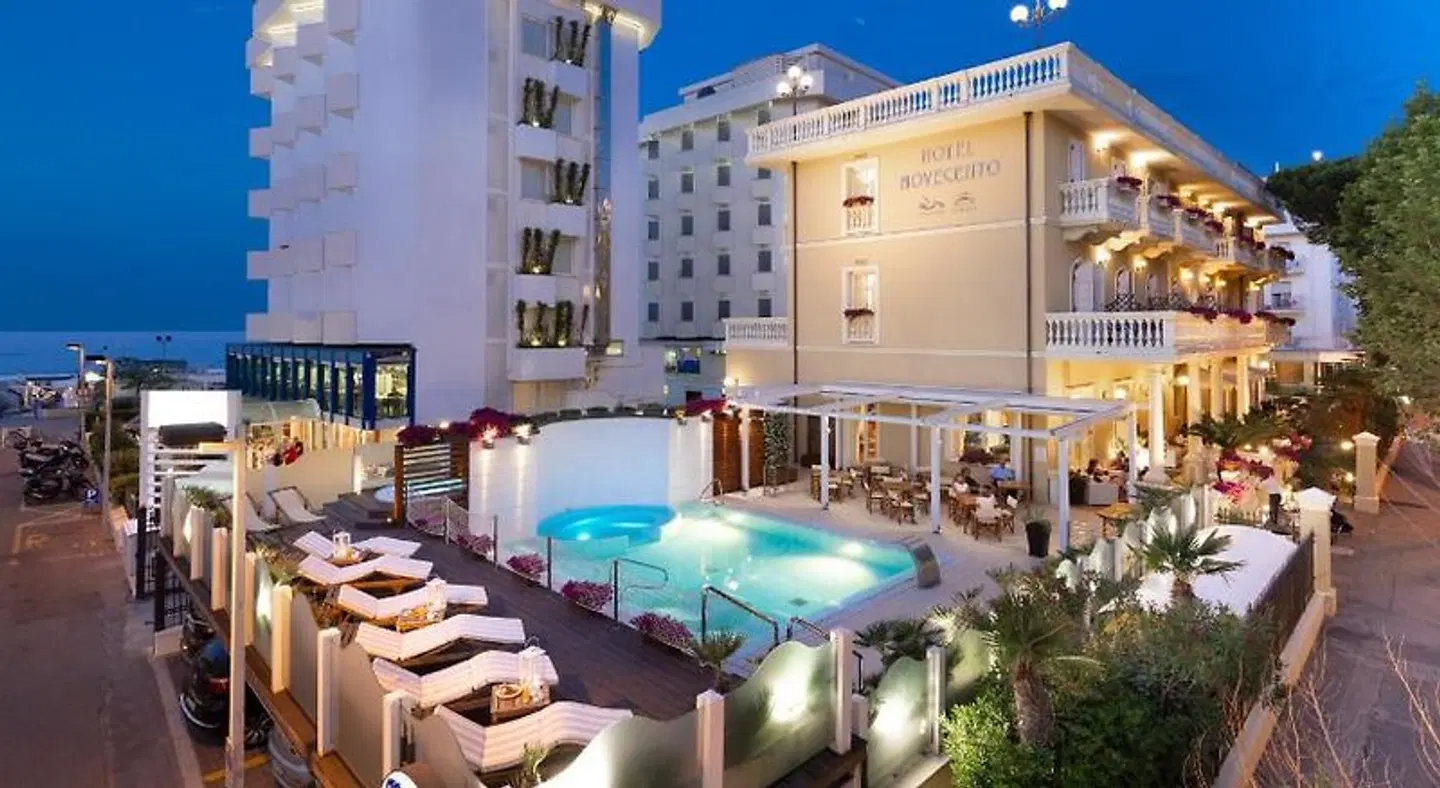 Novecento Suite Hotel OUTDOOR_POOL