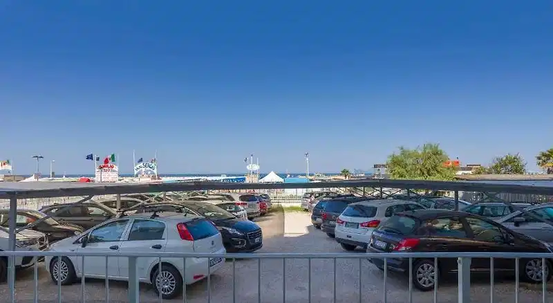 Ghirlandina – Hotelfoto