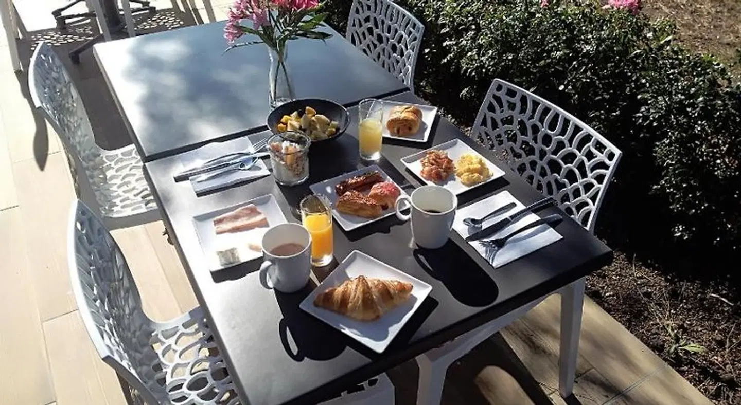 Kyriad Carcassone - Aéroport Terrasse