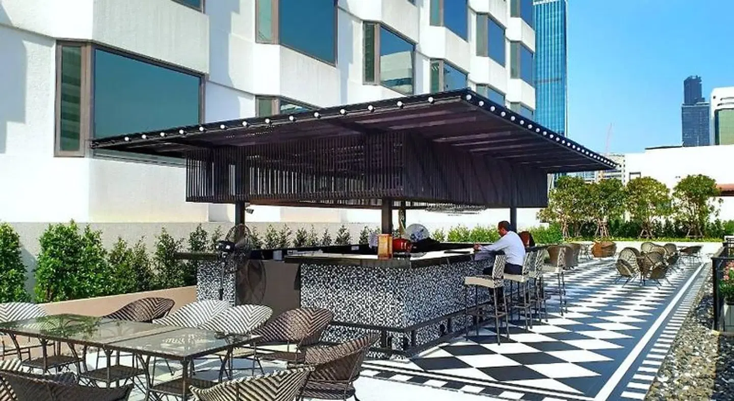Evergreen Laurel Bangkok Terrasse