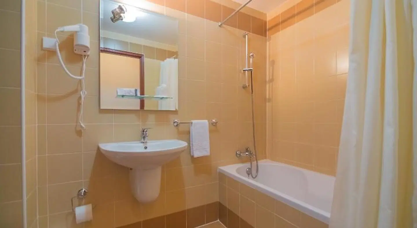 Hotel Peregrinos de Fátima Badezimmer