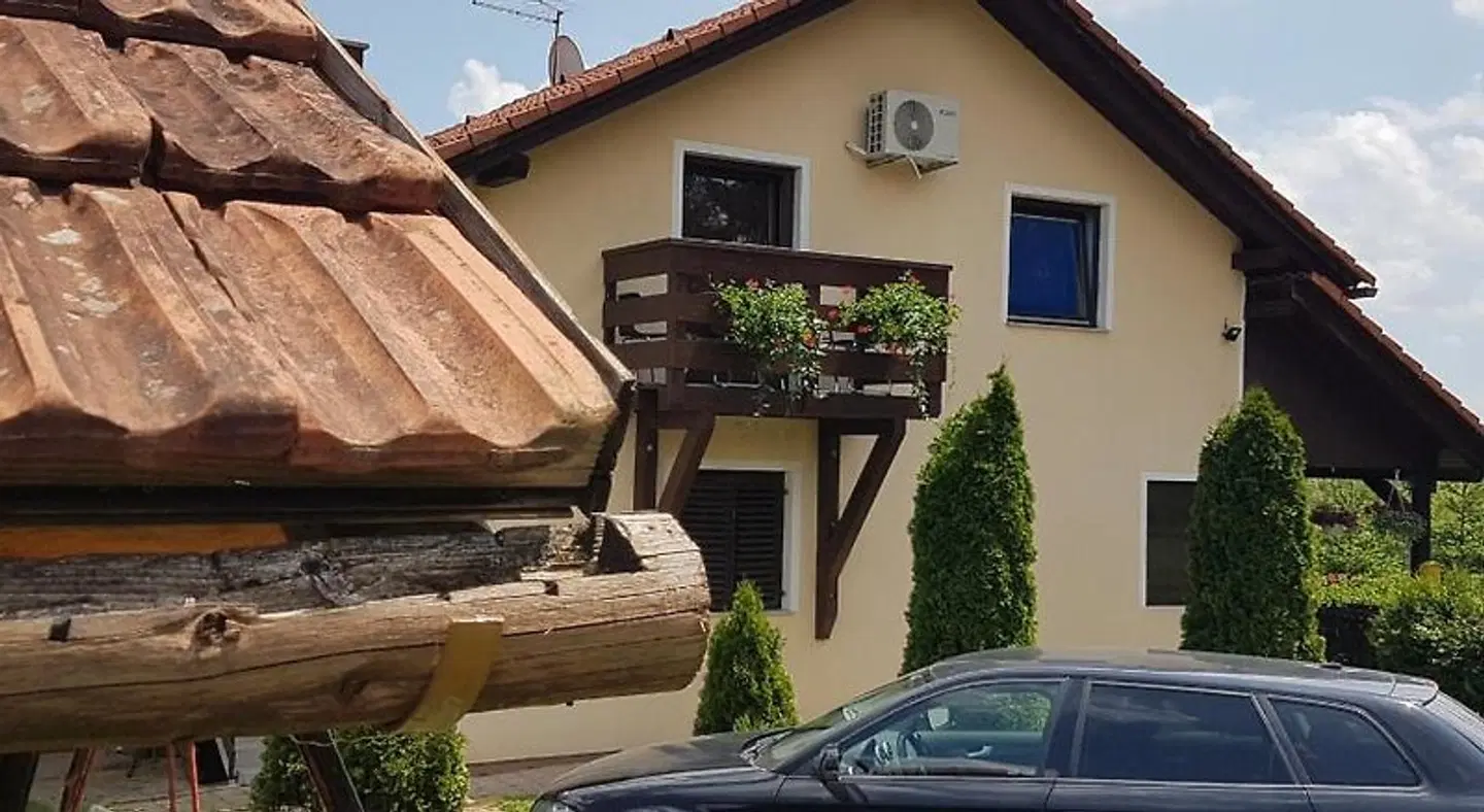 House Petra EXTERIOR