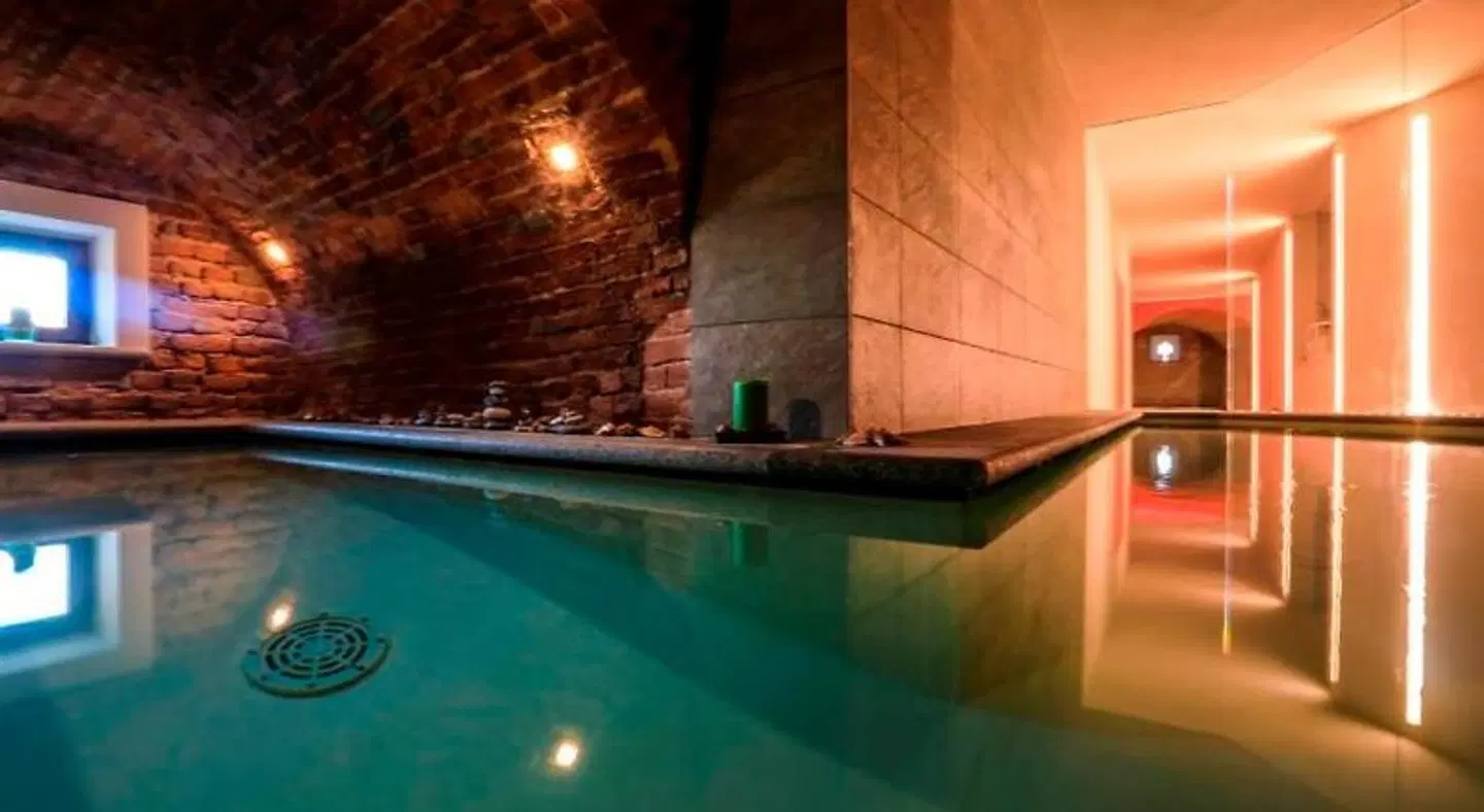 Relais Villa Prato OUTDOOR_POOL
