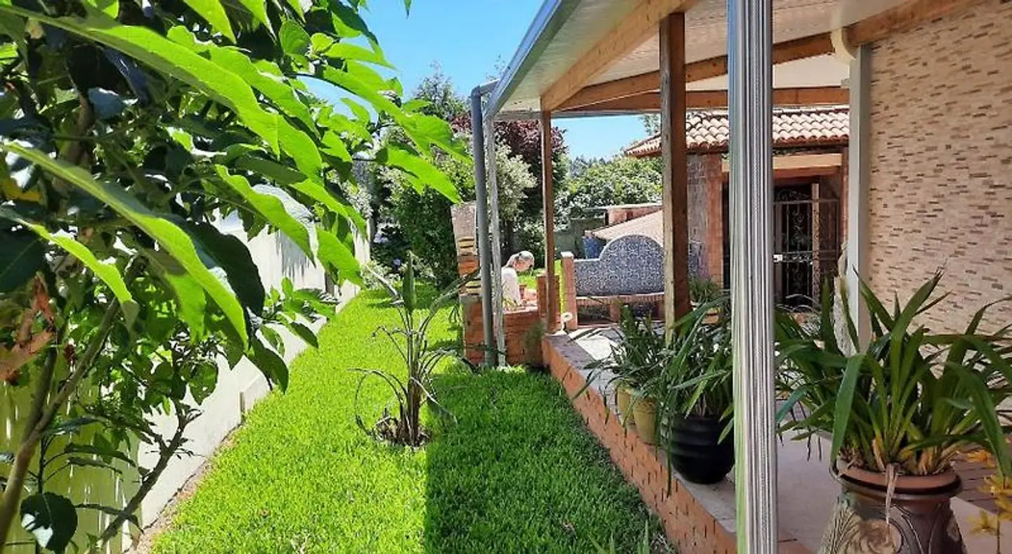 Metro Vilar Suites & Villas Garten