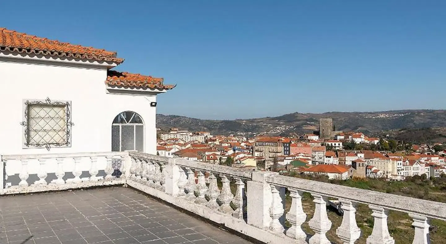 Casa da Real Companhia EXTERIOR