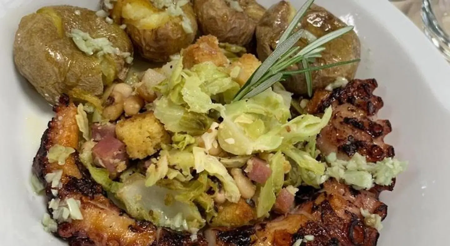 Alojamento Restaurante Dom Dinis Tiere