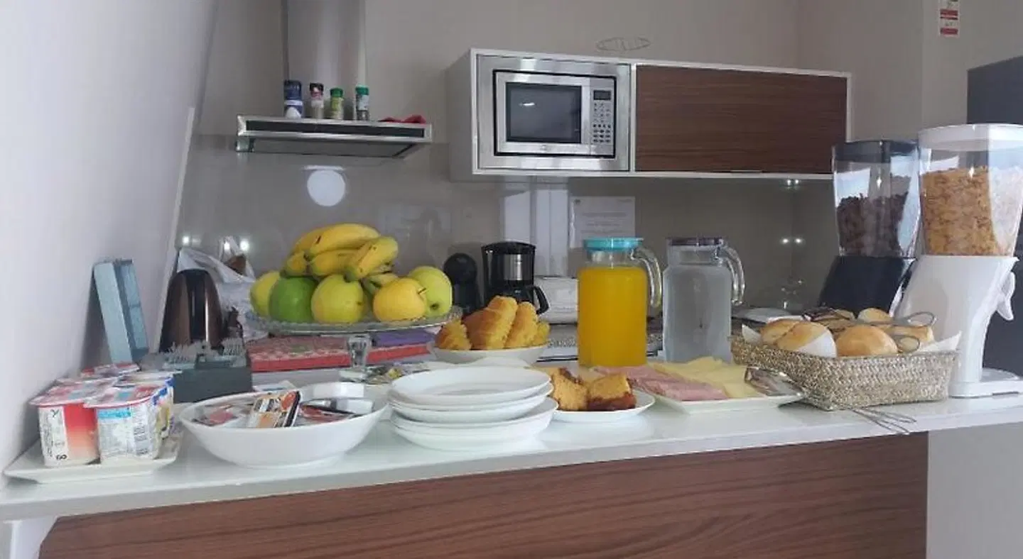 CMB Guesthouse Restaurant
