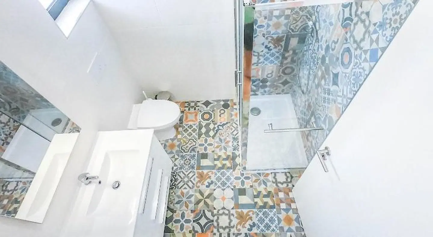 OLA Guesthouse Badezimmer