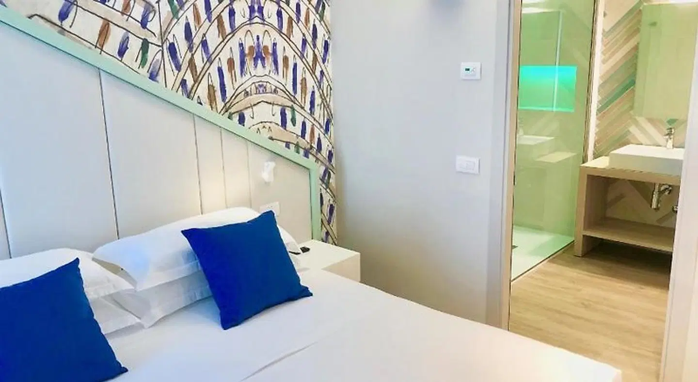 President ROOM_EXAMPLE