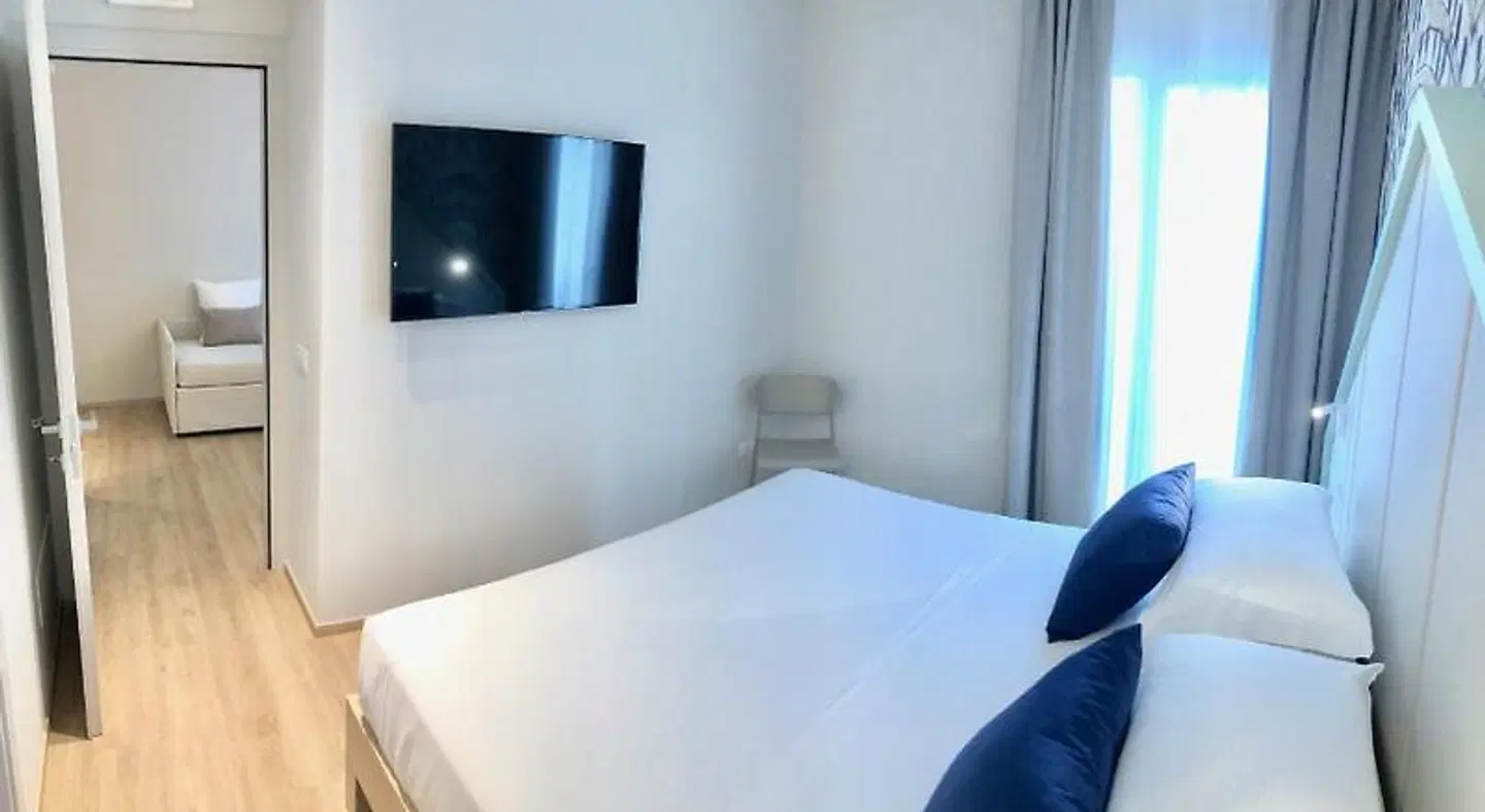 President ROOM_EXAMPLE