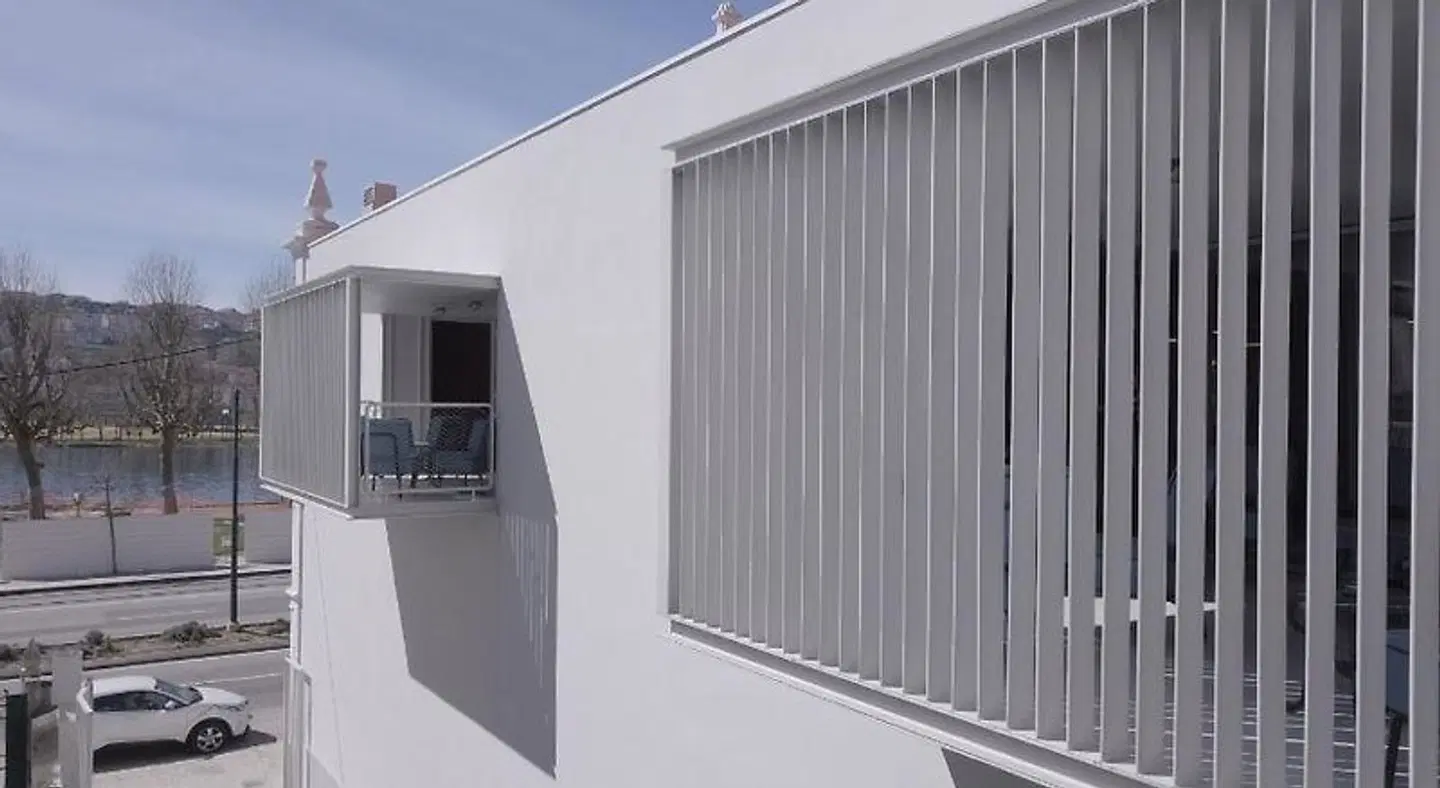 Zero Box Lodge Coimbra ROOM_EXAMPLE