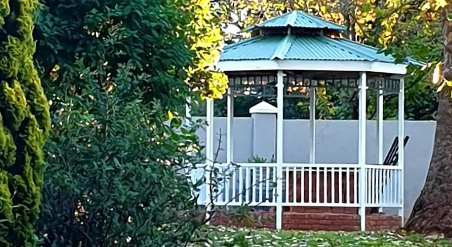 Bellevue Manor Guest House Terrasse
