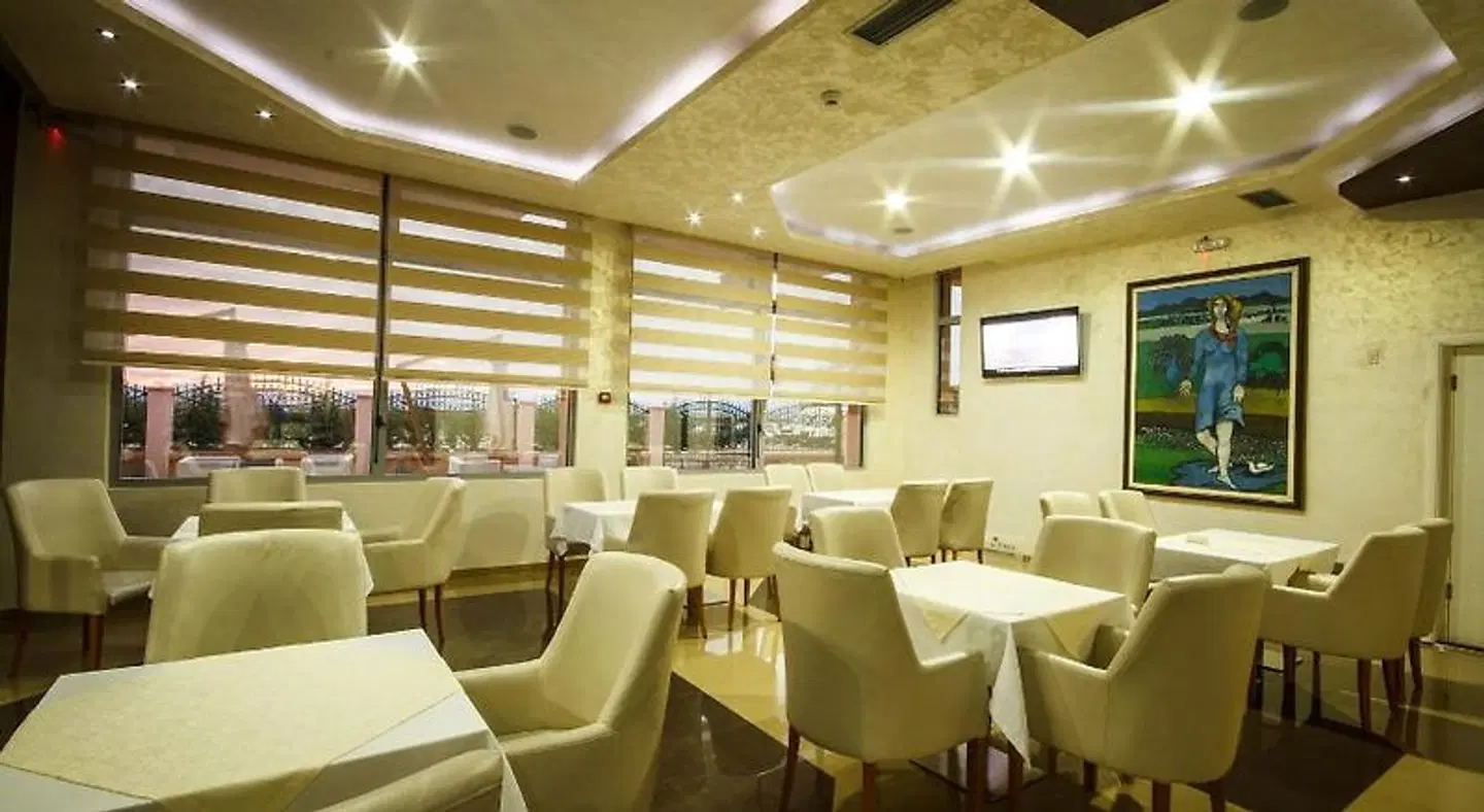 Hotel Oasis Restaurant