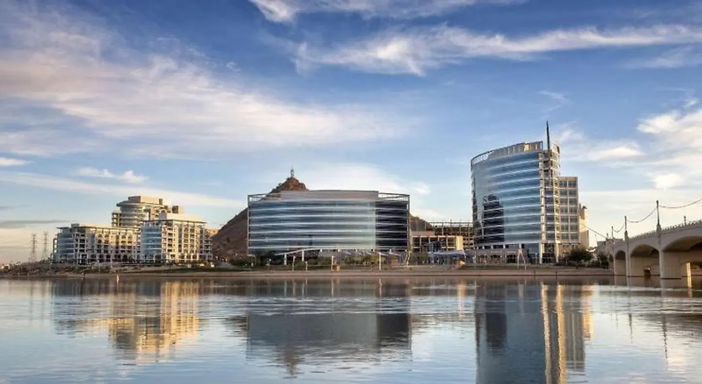 Hyatt Place Tempe/Phoenix Airport OUTDOOR_POOL