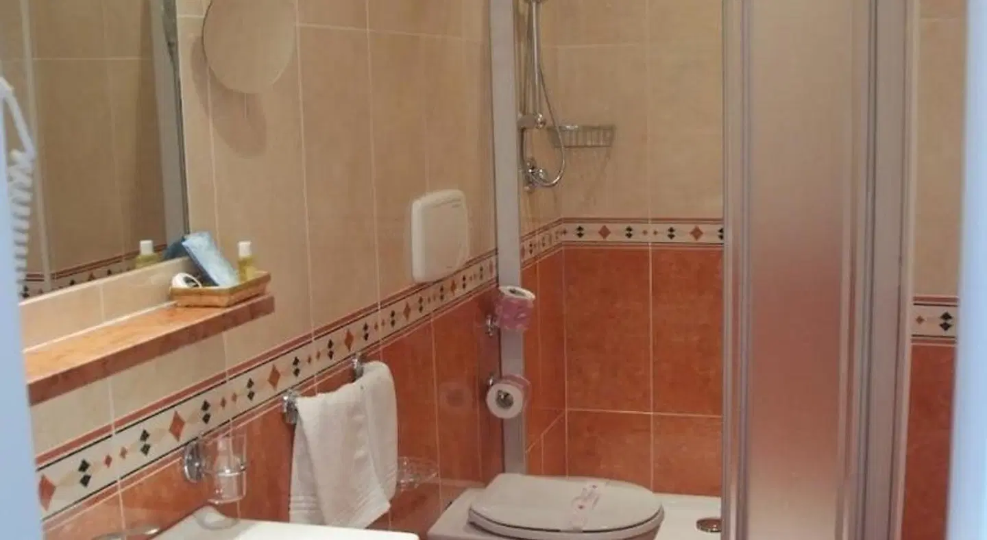 Hotel Marilena Badezimmer