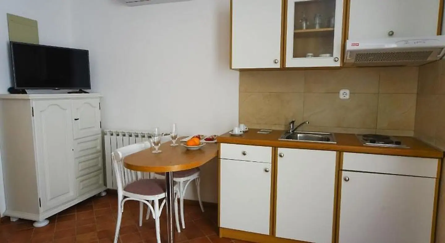 Apartments and Rooms Degra ROOM_EXAMPLE