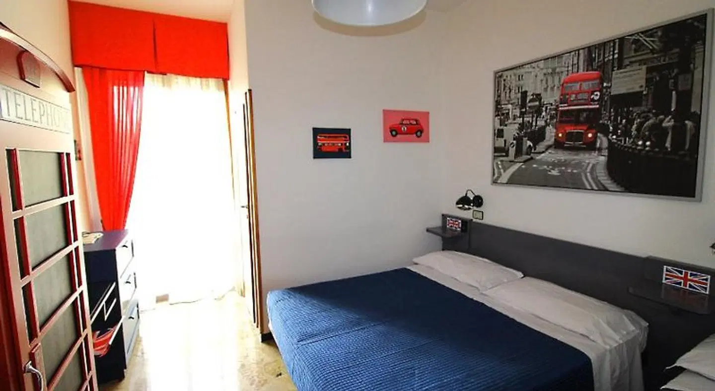 Fabrizio ROOM_EXAMPLE
