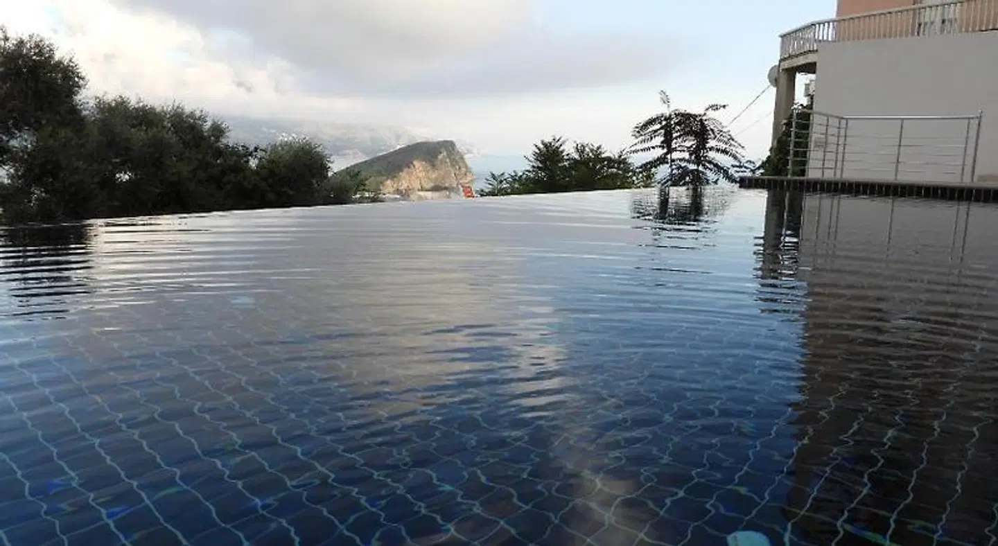 Apartments Aqua Resort LANDSCAPE