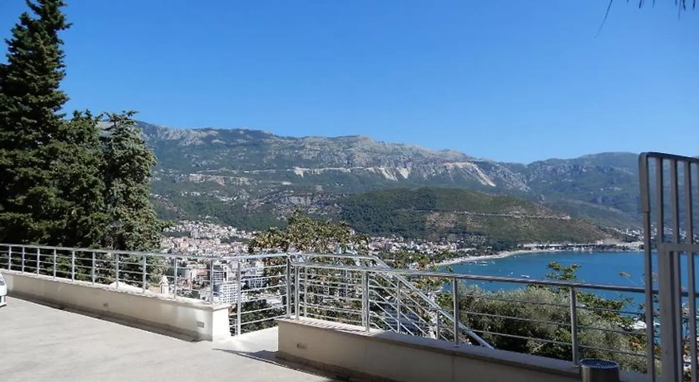 Apartments Aqua Resort LANDSCAPE