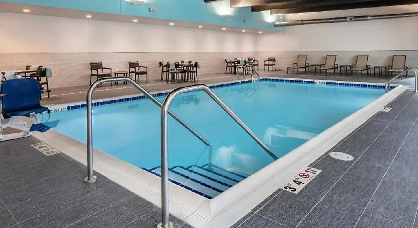Courtyard by Marriott Sioux City Downtown/Convention Center Hallenbad