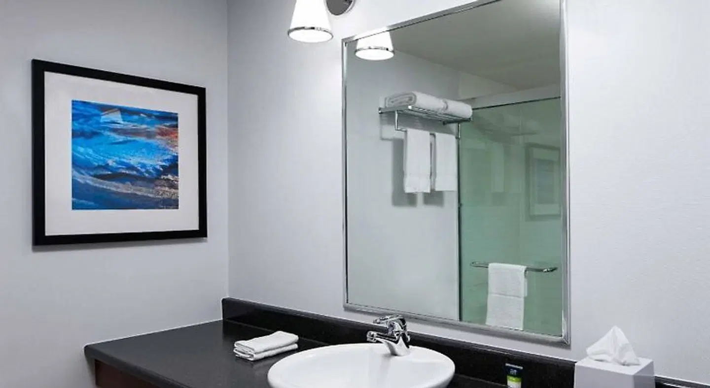 Four Points by Sheraton Edmundston Badezimmer