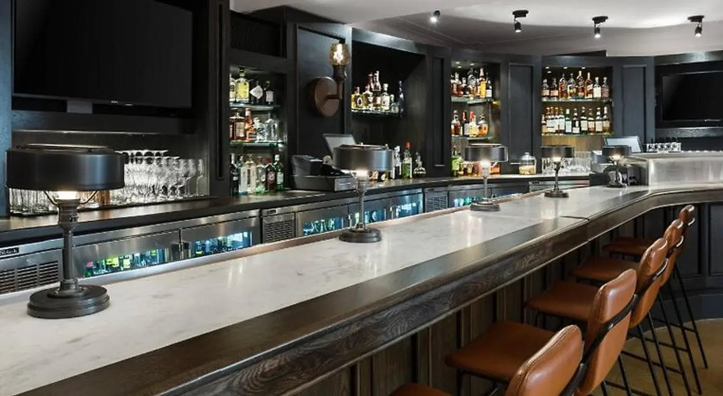 Hotel LeVeque, Autograph Collection Bar