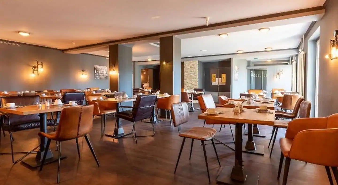 Essential by Dorint Herford/Vlotho Bar