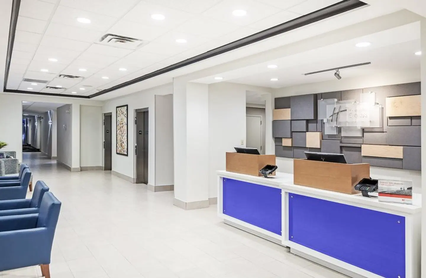 Holiday Inn Express & Suites Baton Rouge East by IHG LOUNGE_LOBBY