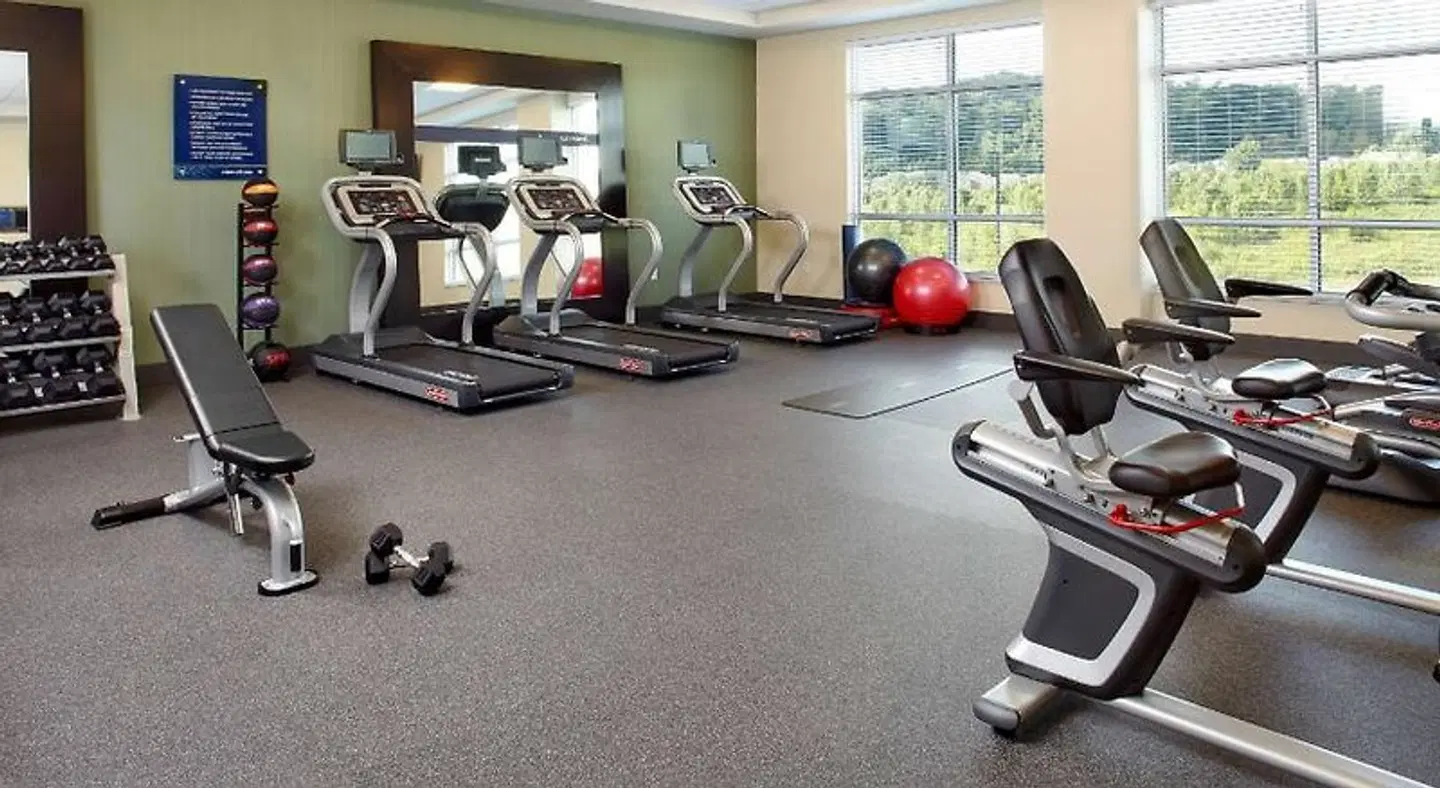 Hampton Inn & Suites Pittsburgh Airport South-Settlers Ridge SPORTS_AND_LEISURE