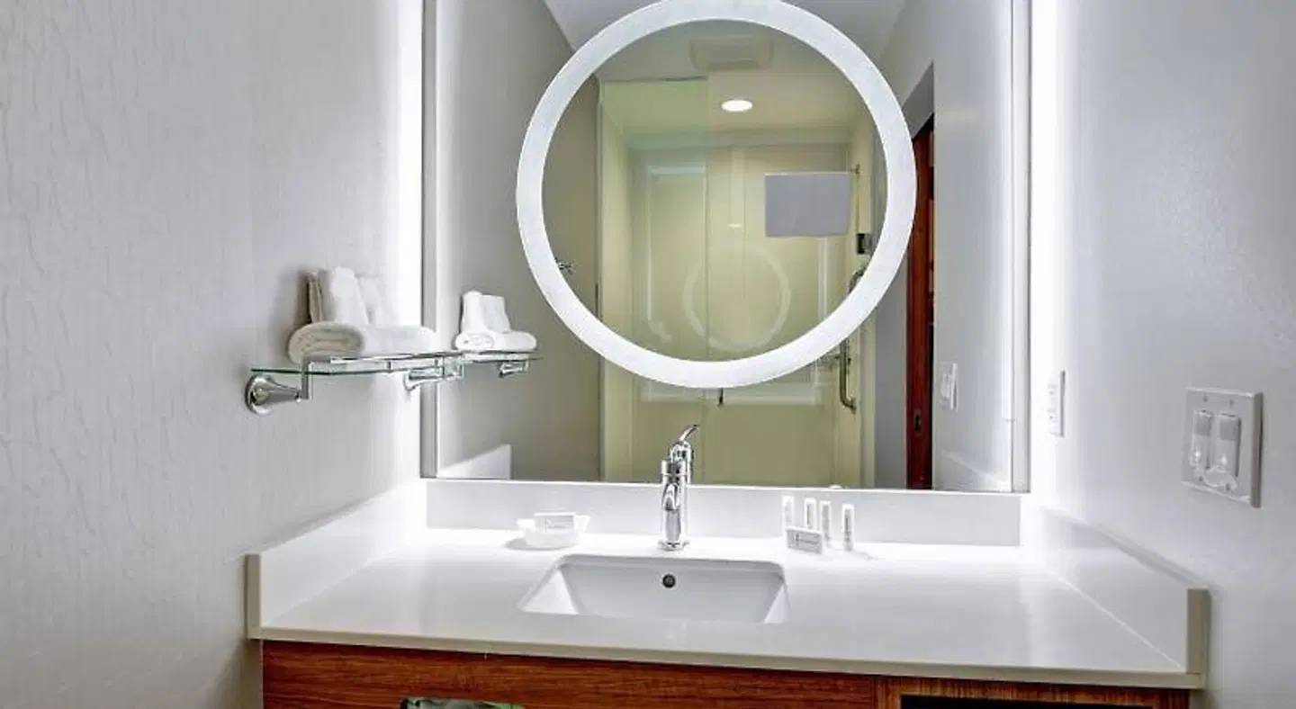 SpringHill Suites by Marriott Cincinnati Airport South Badezimmer