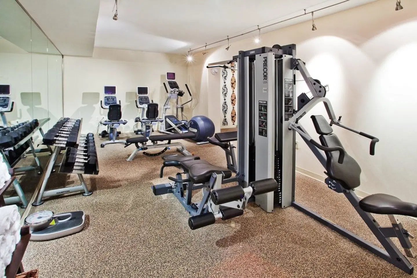 Crowne Plaza Charleston Airport by IHG SPORTS_AND_LEISURE