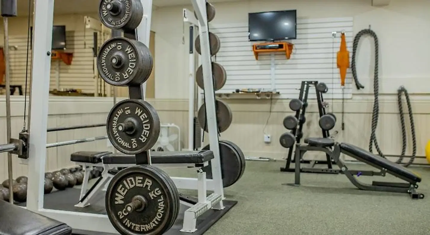 Complexe Hotelier Pelchat Sport und Entertainment