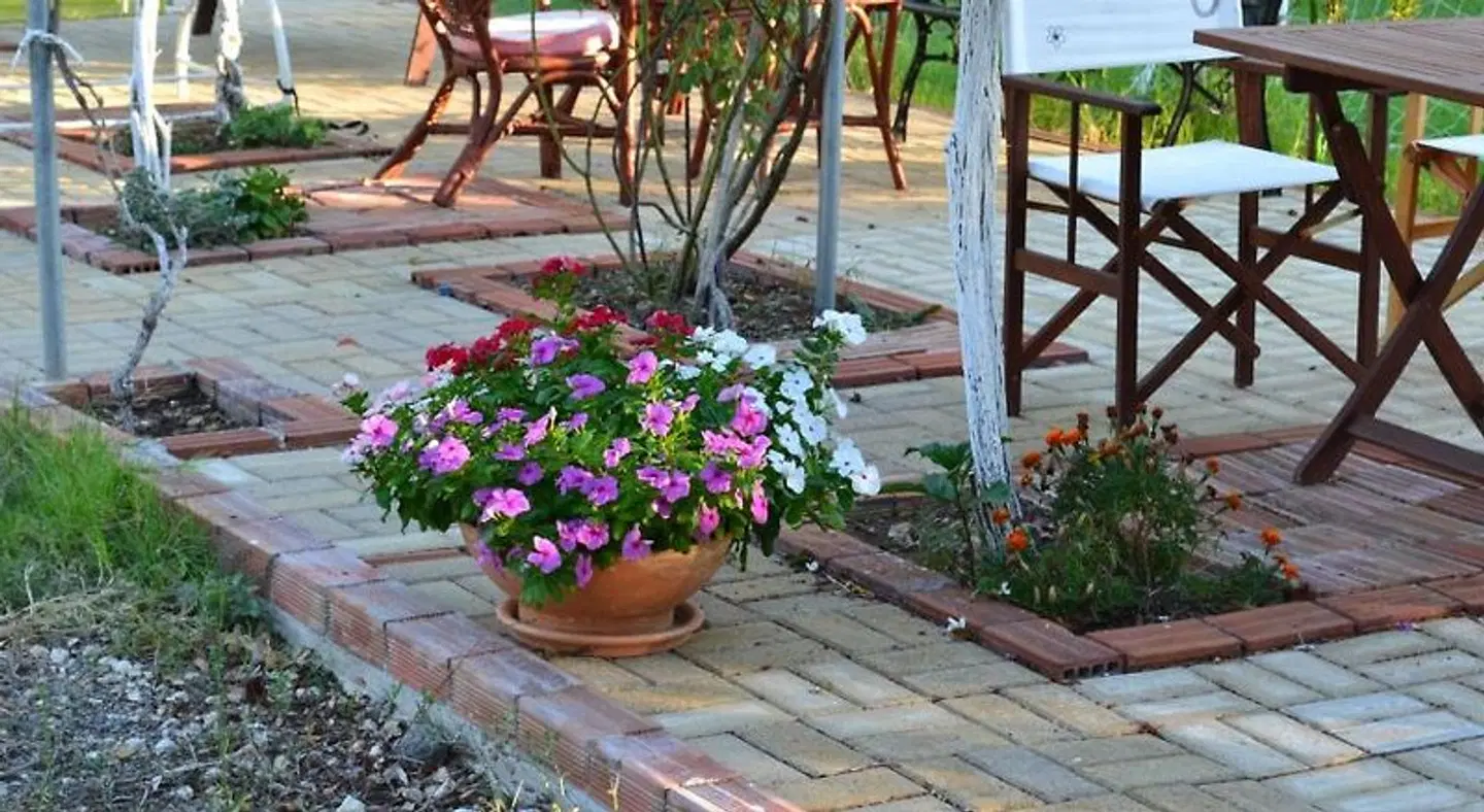 Scorpios Apartments Terrasse