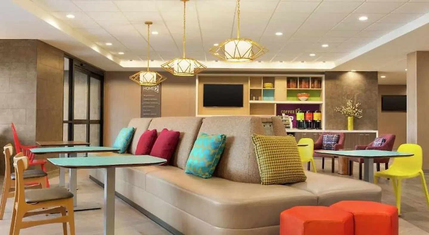Home2 Suites by Hilton Portland Airport OR LOUNGE_LOBBY