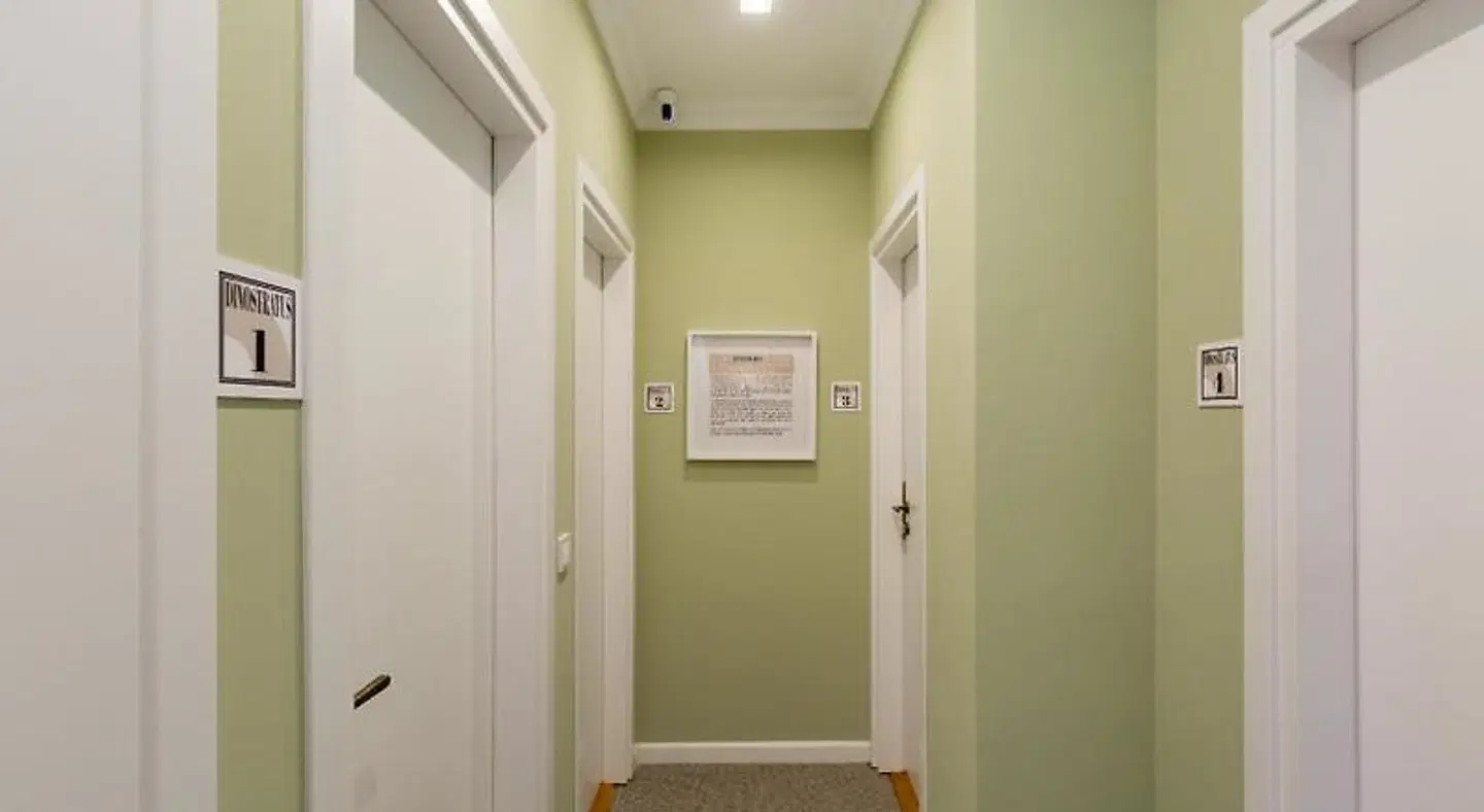 Dinostratus House HEALTH_BEAUTY