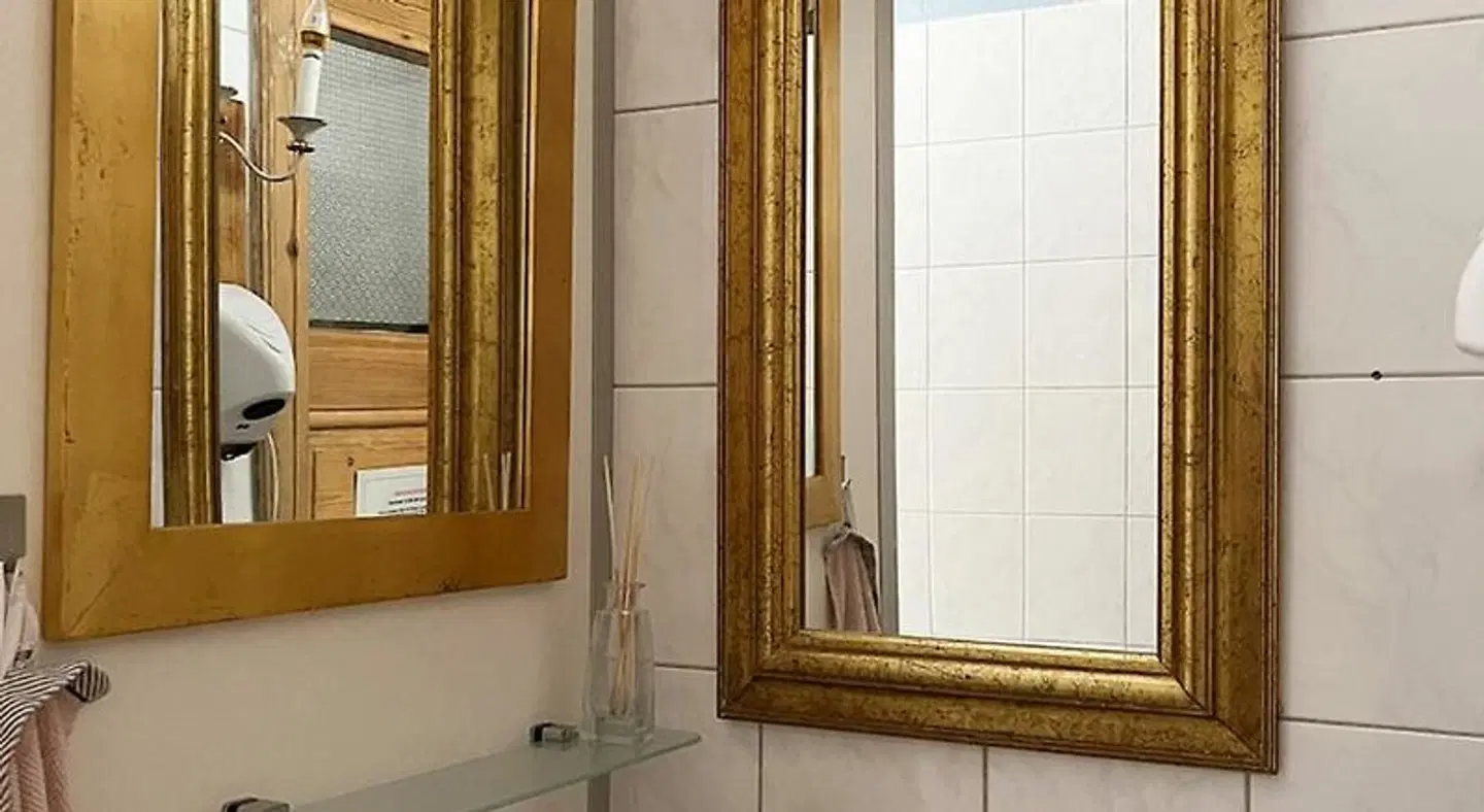 Homeplanet Hostel Badezimmer