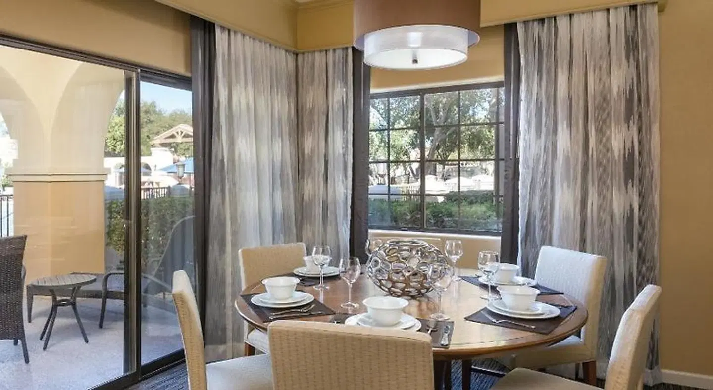 The Legacy Golf Resort Restaurant