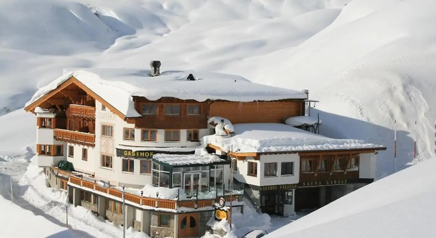 Valluga MODEL_IMPRESSION