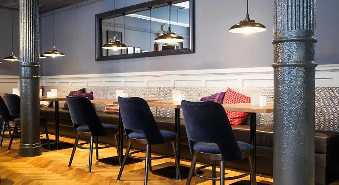 Clarion Collection Hotel Temperance Bar