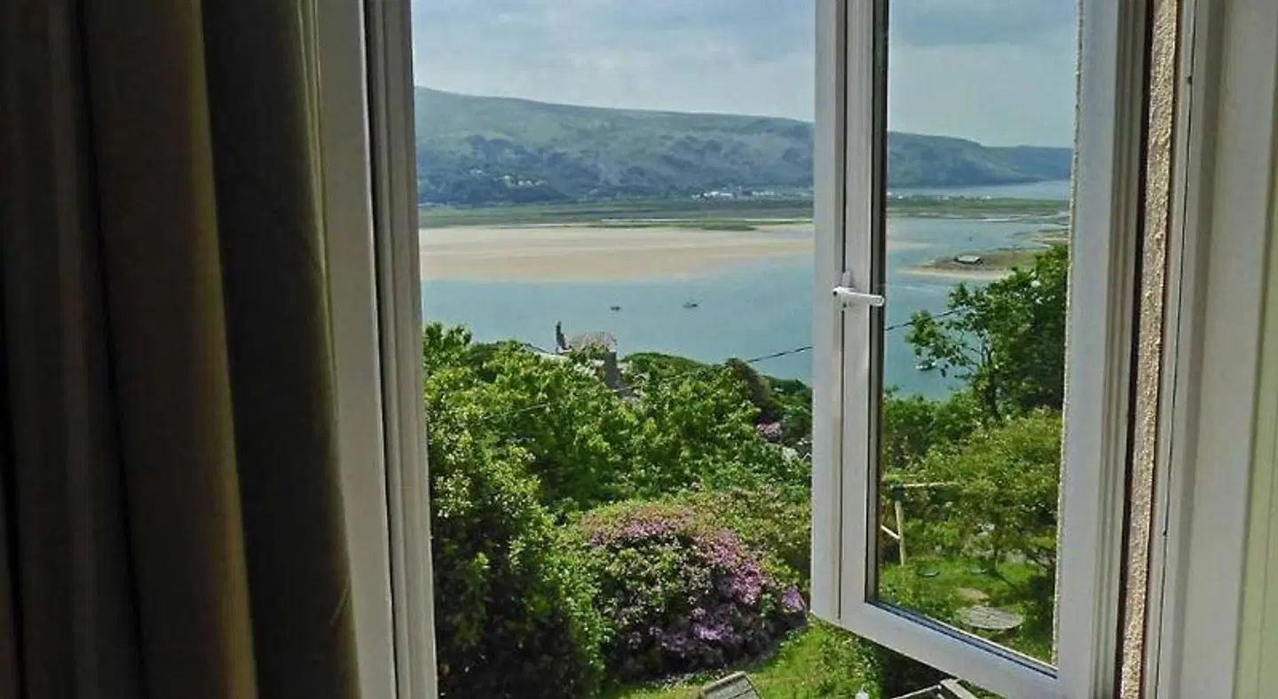 Bryn Melyn Terrasse