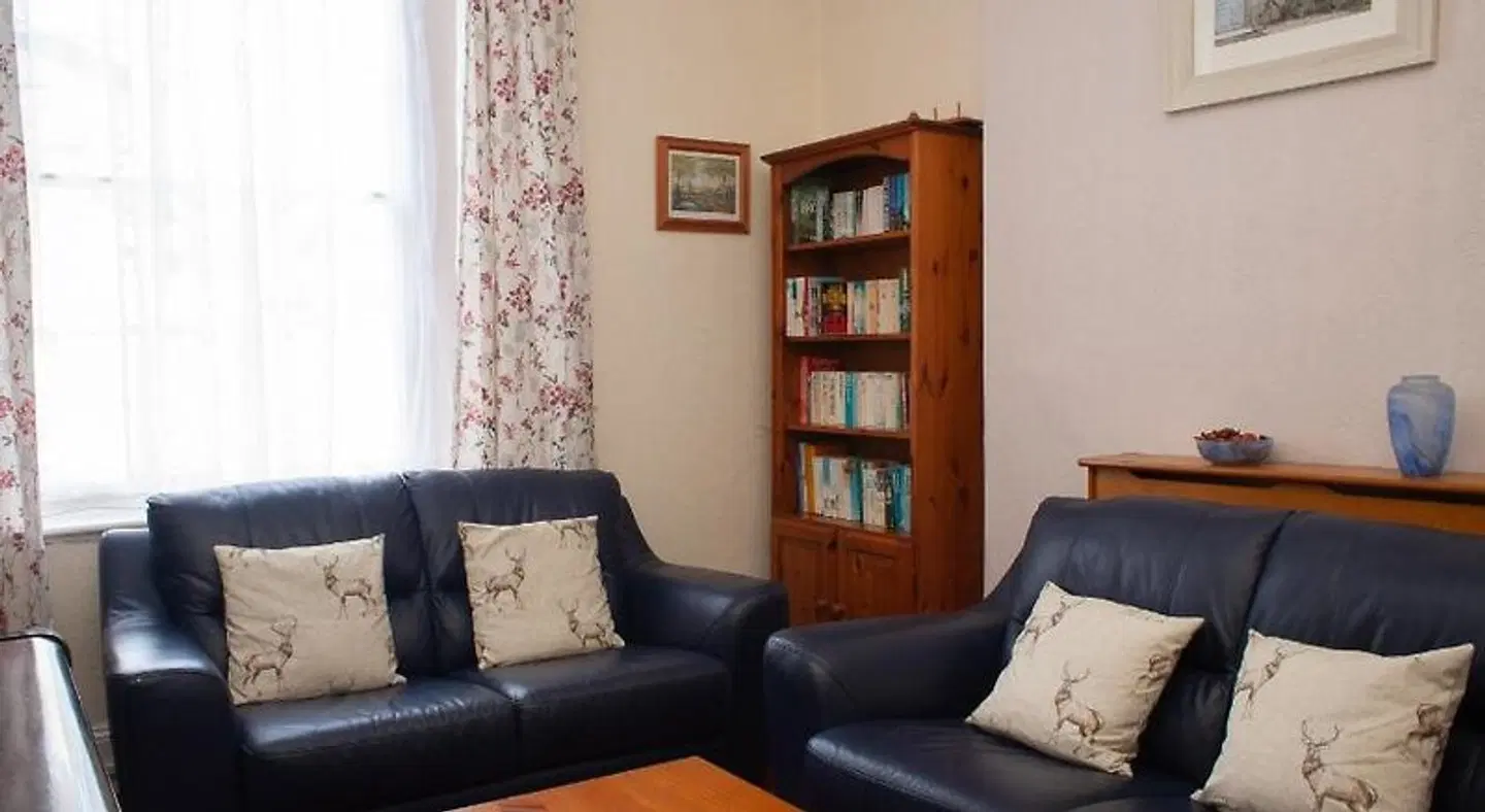 The Parks Guest House ROOM_EXAMPLE