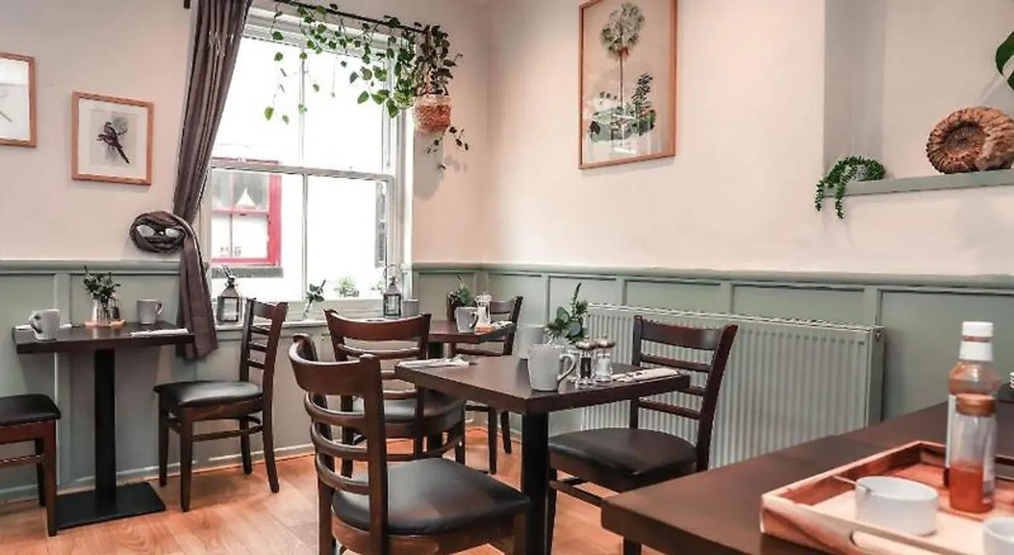 The Endeavour Restaurant with rooms Bar