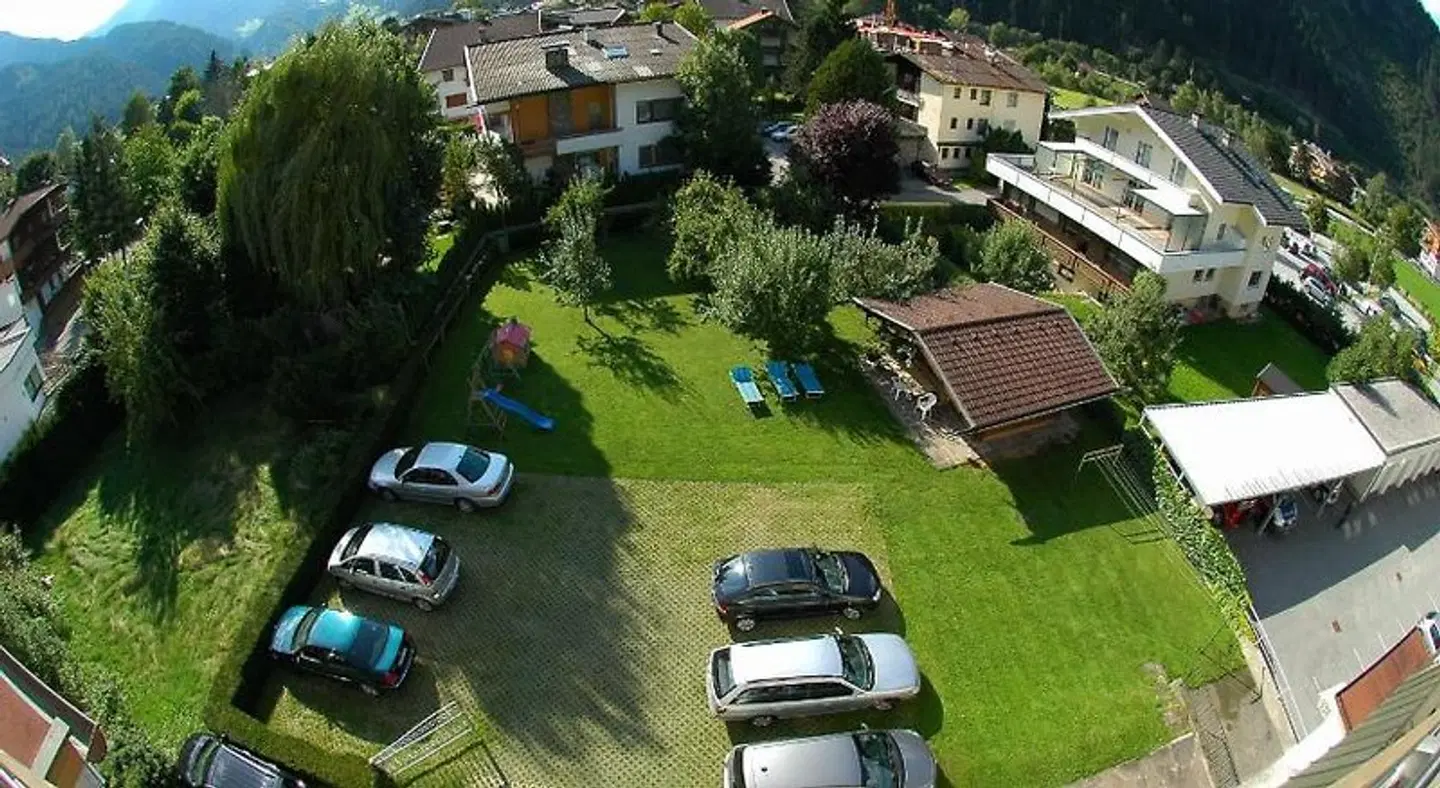Garni Jennewein Garten