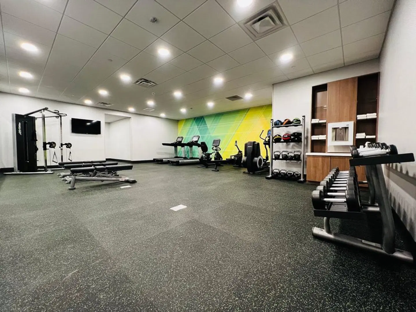 Holiday Inn Cincinnati - Liberty Way SPORTS_AND_LEISURE