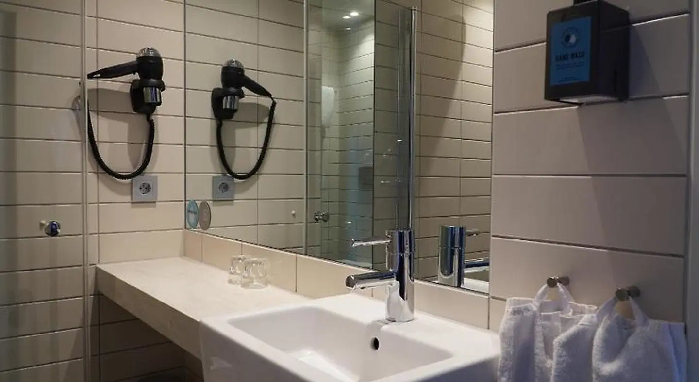 Comfort Hotel Malmö Badezimmer